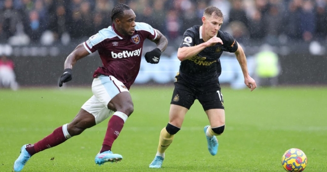 Hòa thất vọng trước Newcastle, West Ham bỏ lỡ cơ hội vượt mặt MU
