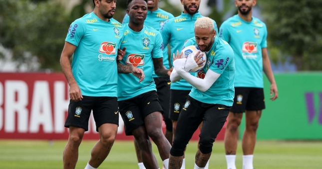 XÁC NHẬN: ‘Ngôi sao đắt giá nhất thế giới’ chuẩn bị ký hợp đồng với gã khổng lồ