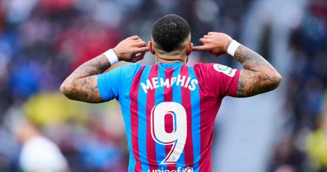 Sao Hà Lan tỏa sáng, Barcelona lội ngược dòng đánh bại Elche