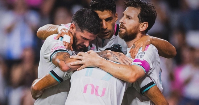 Thống kê khó tin về Messi: Một mình làm được điều 13 đội bóng MLS không thể
