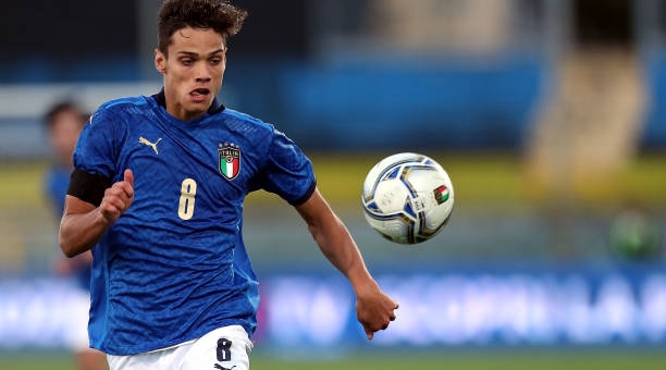 Arsenal vào cuộc tranh giành tài năng trẻ người Ý