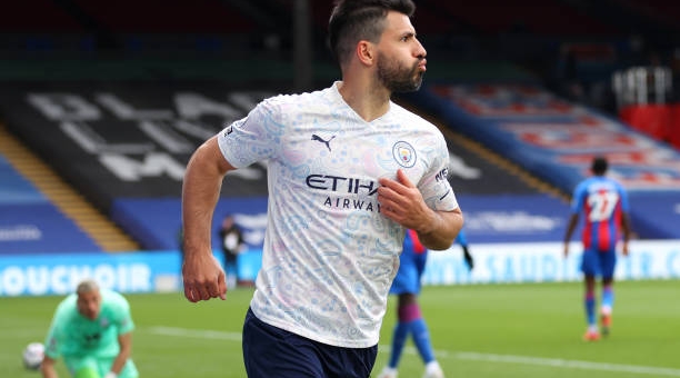 Chuyển nhượng bóng đá 7/5: Pep kích hoạt bom tấn, siêu sao cập bến Camp Nou?