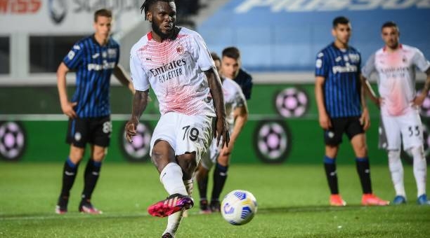 Không Ibra, AC Milan vẫn cán đích ở vị trí thứ 2