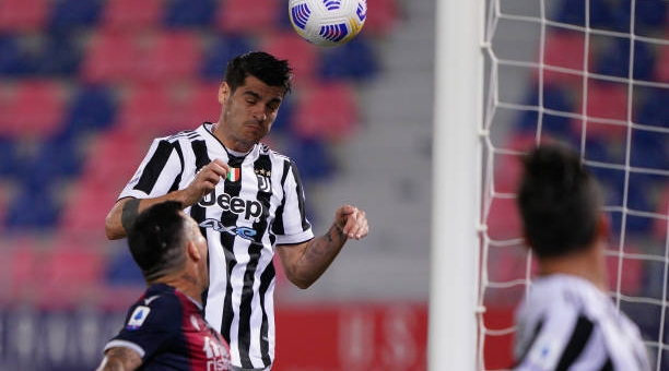 VIDEO: Morata trắng trợn 'cướp' siêu phẩm của Dybala