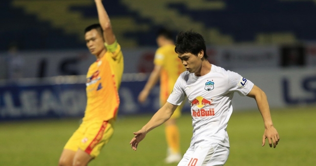 Siêu phẩm gọi tên Công Phượng trong lịch sử Than Quảng Ninh đối đầu HAGL