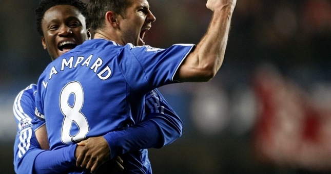 Cựu sao Chelsea có động thái bất ngờ khiến đội bóng V-League 'mừng thầm'