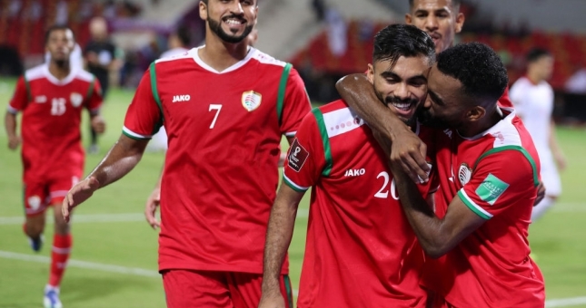 Đối thủ của ĐT Việt Nam 'lách qua khe cửa hẹp' để vào tứ kết Arab Cup