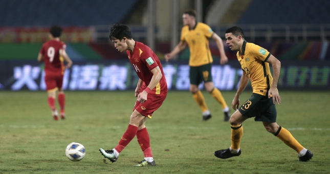 Lịch thi đấu bóng đá hôm nay 27/1: Việt Nam vs Úc đá mấy giờ?
