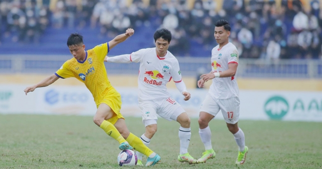 HAGL bị cắt mạch trận đáng tự hào dưới thời Kiatisak