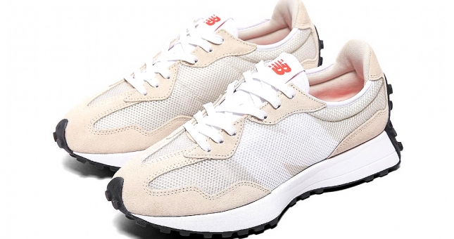 New Balance 327 với kết cấu lưới đã sẵn sàng cho mùa hè 2021