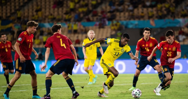 Tây Ban Nha lập kỷ lục 'vô tiền khoáng hậu' nhưng vô hại tại Euro 2021