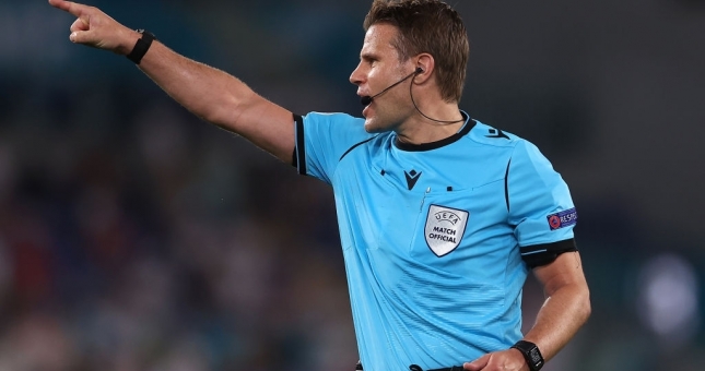 Lộ diện trọng tài trận Italia vs Tây Ban Nha: Không nhiều thẻ phạt?