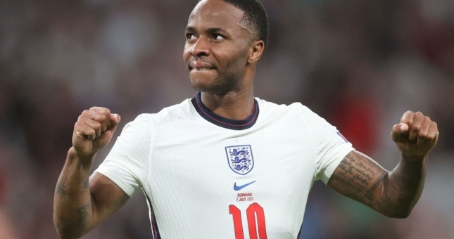 Huyền thoại ĐT Anh: 'Sterling là cầu thủ xuất sắc nhất ĐT Anh'