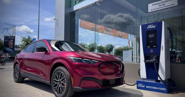 Xe điện Ford Mustang Mach-E 'kén khách' ở Việt Nam: Lý do nằm ở đâu?