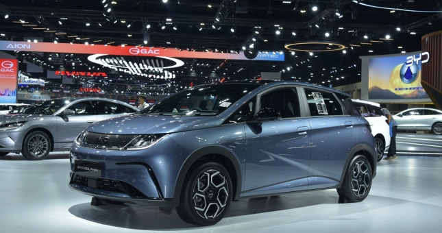 Cận cảnh BYD Dolphin 2026 sắp bán tại Việt Nam: Tầm vận hành 435 km/sạc, bổ sung ADAS