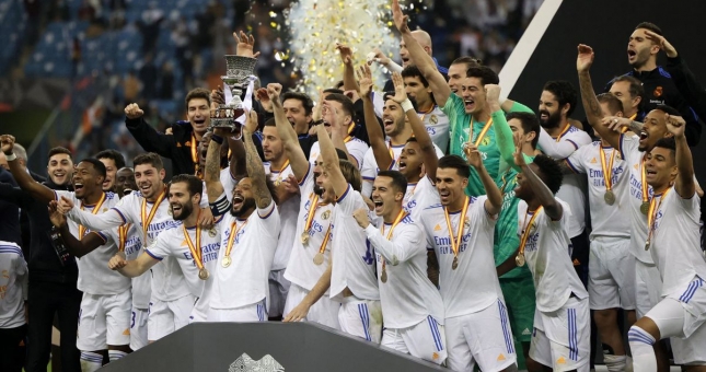 Chơi thiếu người, Real vẫn thắng thuyết phục Bilbao để đoạt Siêu cúp Tây Ban Nha