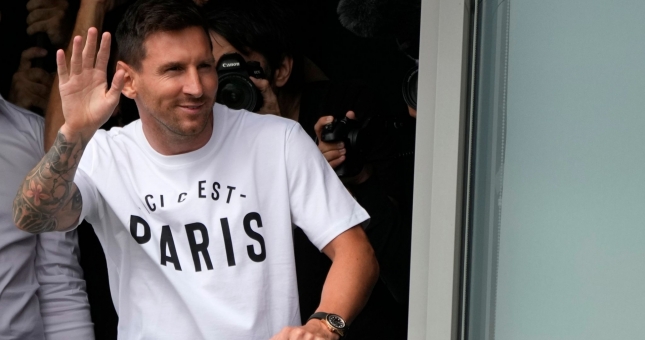 Sếp lớn đích thân xác nhận, 'gã nhà giàu' chốt chiêu mộ Messi từ PSG