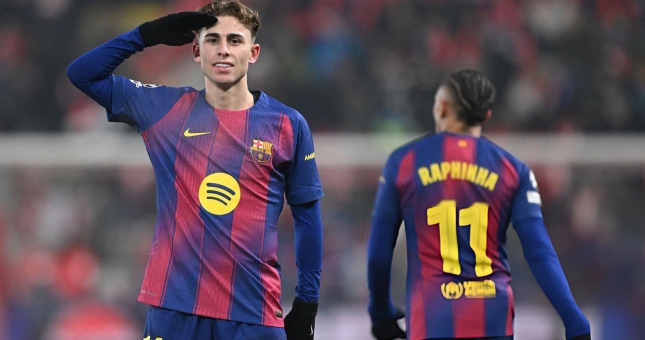 Barca thắng ngược dòng Slavia Prague tại Champions League