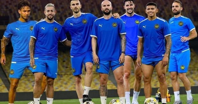 Truyền thông Malaysia phản ứng khi 7 cầu thủ nhập tịch trở lại thi đấu