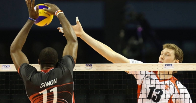 Khi hai 'quái vật' làng bóng chuyền thế giới gặp nhau: Ai hơn ai?