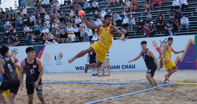 8/10 tuyển thủ bóng ném nam Việt Nam có bằng thạc sĩ