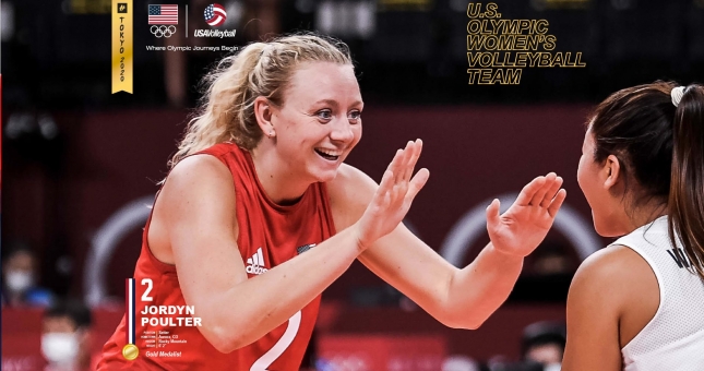 Sốc: ĐKVĐ bóng chuyền nữ Olympic bị đánh cắp HCV ngay tại xe riêng