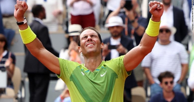 Rafael Nadal thiết lập kỷ lục mới sau khi đăng quang Roland Garros 2022