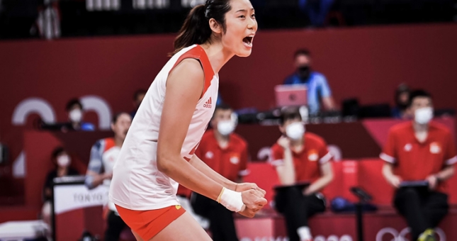 'Nữ hoàng bóng chuyền' Zhu Ting nhận mức lương triệu đô khi thi đấu ở Ý