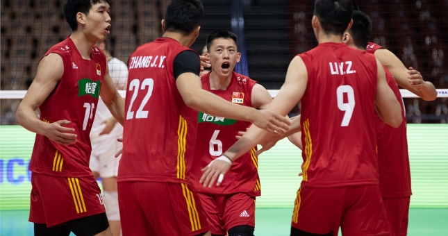 Tin được không: Tuyển nam Trung Quốc muốn thi đấu tại giải VĐQG Pháp?