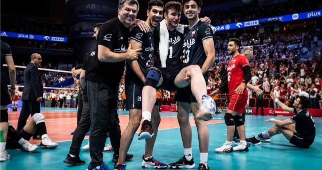 'Anh đại châu Á' Iran hạ đẹp đội bóng số 1 thế giới tại VNL 2022