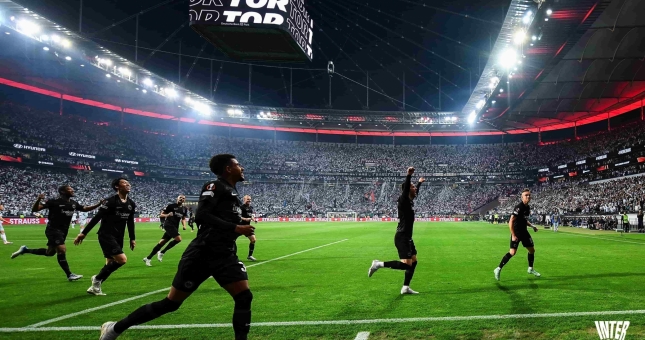 West Ham bạc nhược rời Europa League trong ngày Moyes bị truất quyết