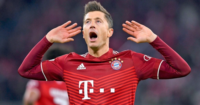 Chuyển nhượng bóng đá 25/3: Lewandowksi chọn bến đỗ sau khi rời Bayern Munich