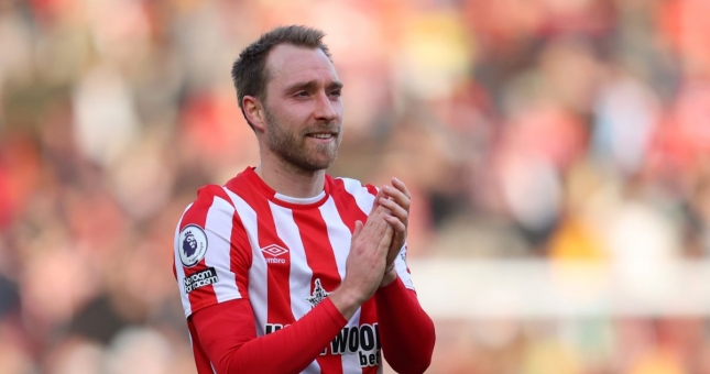 Chuyển nhượng tối 4/4: MU mua Eriksen, Lewandowski đến gần Barca