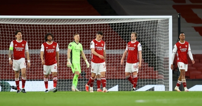 Arsenal đánh rơi chiến thắng ở những phút cuối trận