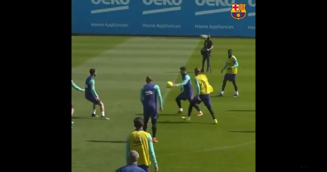 Messi liên tục gieo sầu cho đồng đội trước thềm 'Siêu kinh điển'