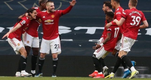 MU ngược dòng ngoạn mục, đè bẹp Tottenham trên sân khách