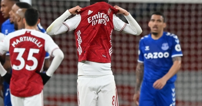 Arsenal thua bạc nhược Everton ngay trên sân nhà