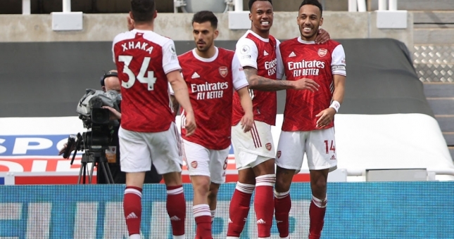 Arsenal dễ dàng đánh bại Newcastle trên sân khách