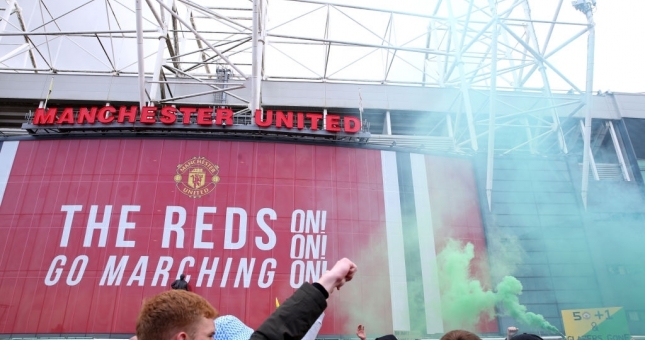 CHÍNH THỨC: Trận MU vs Liverpool vòng 34 Ngoại hạng Anh bị hoãn vô thời hạn