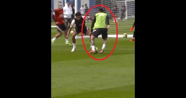 7 triệu lượt xem Messi thể hiện đẳng cấp vượt trội, 'bón hành' cho đồng đội tại PSG