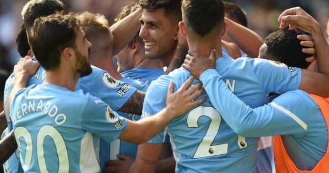 Man City hủy diệt Arsenal trong cơn mưa bàn thắng