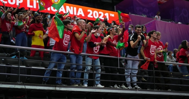 Xác định cặp đấu chung kết và tranh hạng ba World Cup 2021