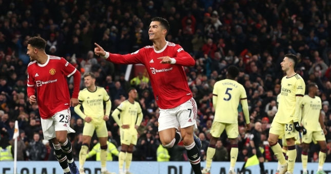 Ronaldo tỏa sáng, Man Utd hạ Arsenal trong trận cầu 5 bàn thắng