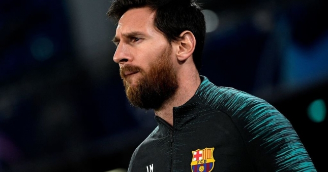 Lionel Messi và Xavi hợp sức giúp Barca gieo sầu cho Napoli