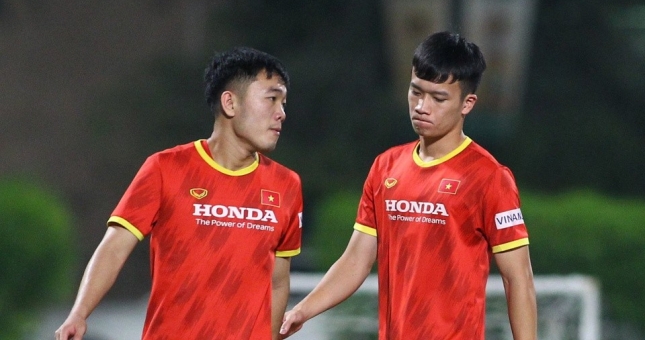 NÓNG: CLB số 1 Thái Lan gửi đề nghị chiêu mộ 'ngôi sao mới nổi của ĐT Việt Nam'