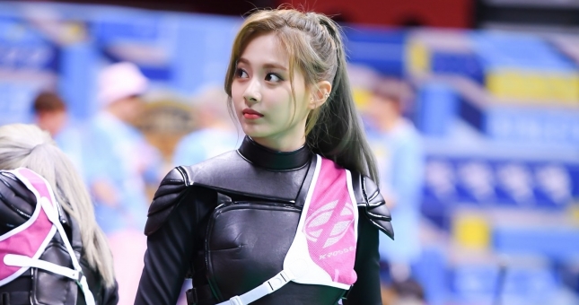 Dân mạng 'phát sốt' vì tưởng mỹ nhân K-Pop dự Olympic 2021