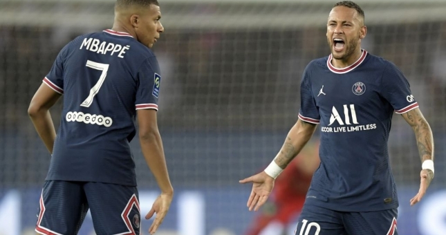 PSG ngược dòng ấn tượng trước Lyon