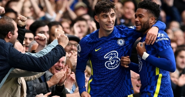 Chelsea đè bẹp đội bét bảng trên sân nhà