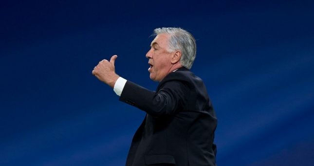 HLV Real: 'Các bạn có thể nói tôi điên'