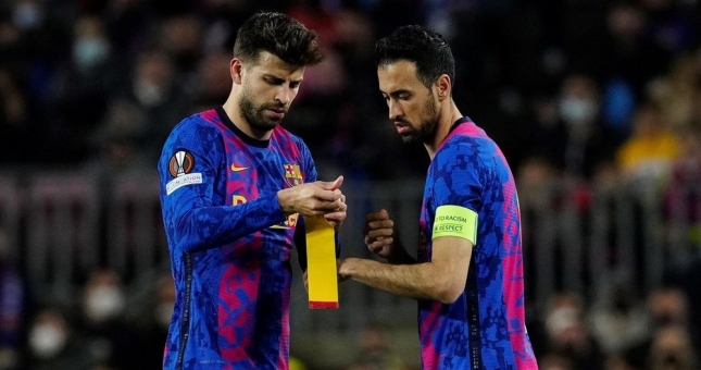 Bế tắc với De Jong, Barca buộc công thần giảm lương